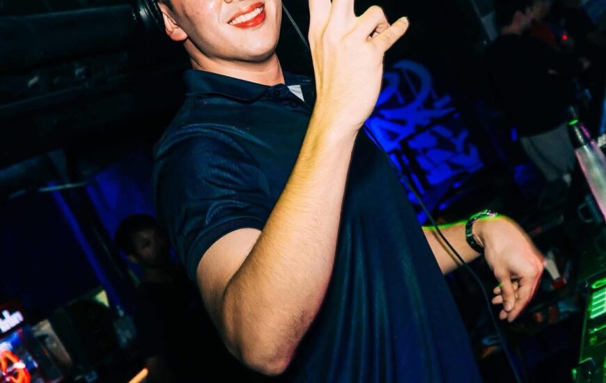 DJ Ian Caram Bacolod DJ performing EDM sets and remixes